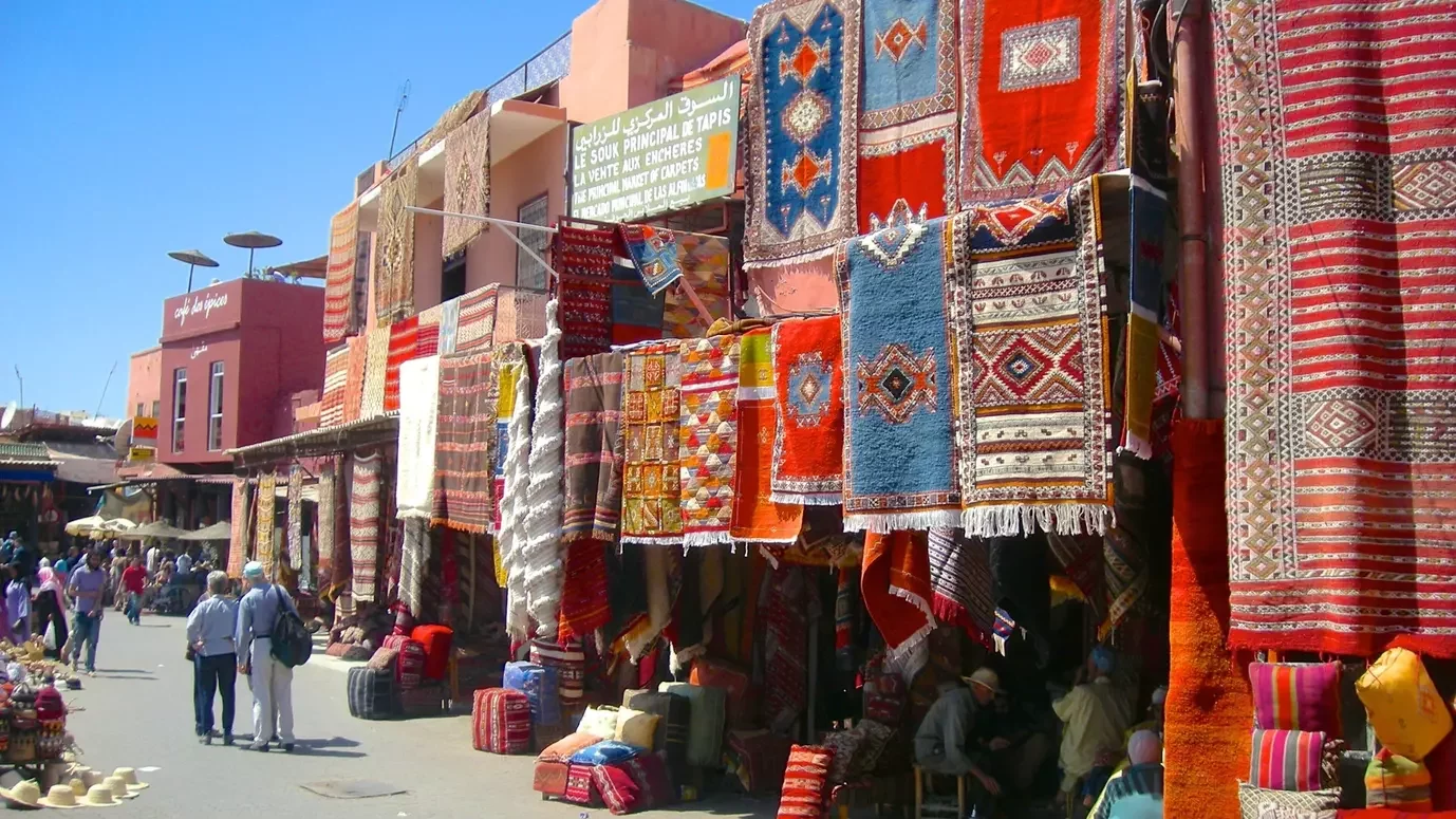 Local_rugs_shop_marrakech