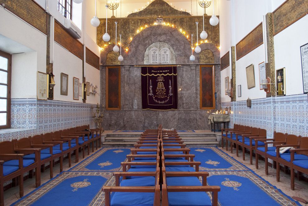 Slat Al Azama (Lazama) Synagogue blue and white riad courtyard, Marrakech mellah